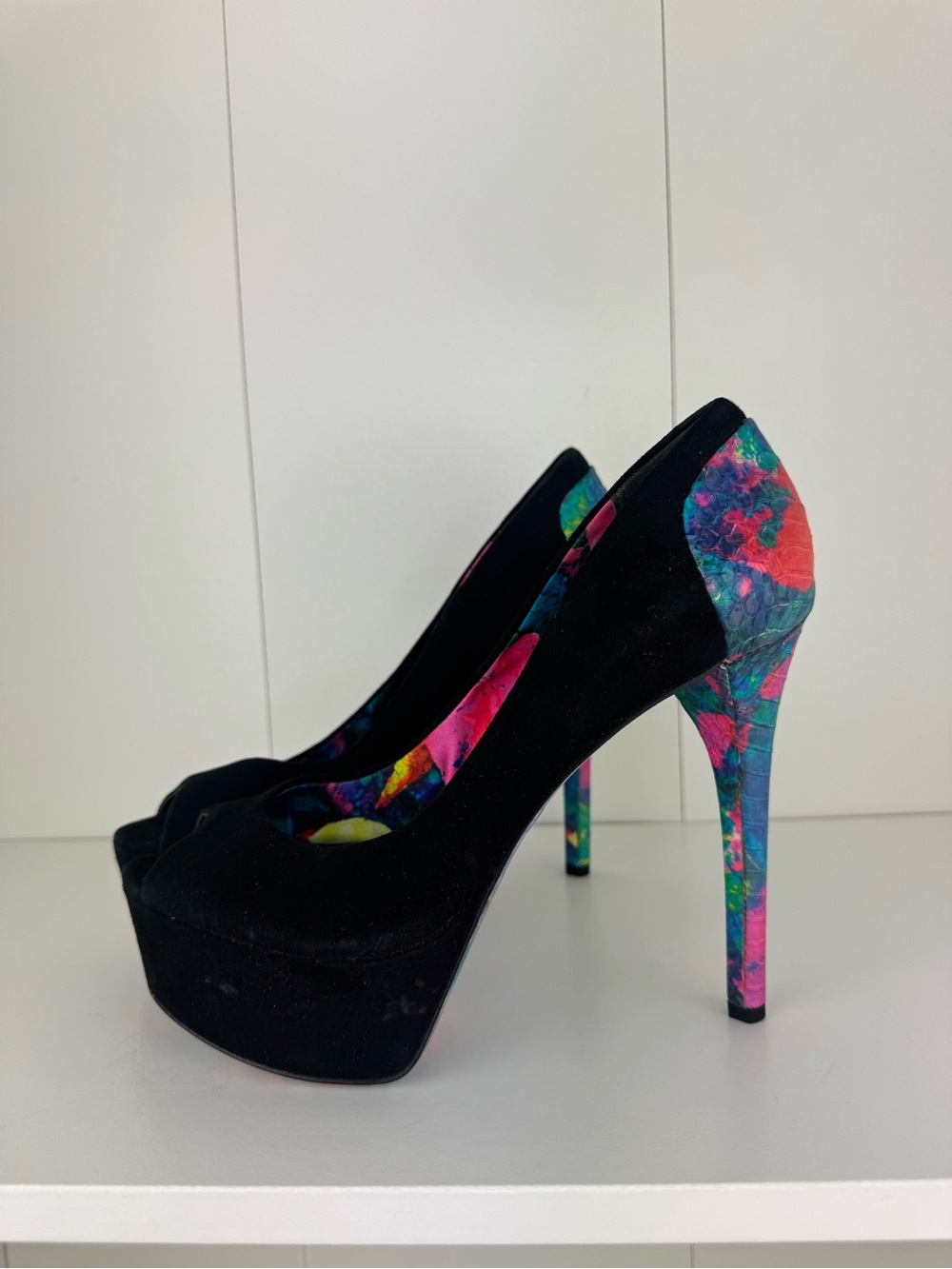 Brian Atwood Black Suede Peep-Toe Platform Pumps with Floral Lining